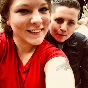 Meet your Posher, Simone